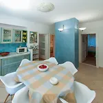 Apartment Dora